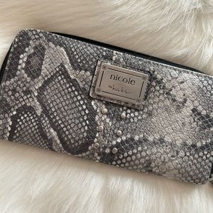Nicole by Nicole Miller ⚜️ Faux Snakeskin Wallet